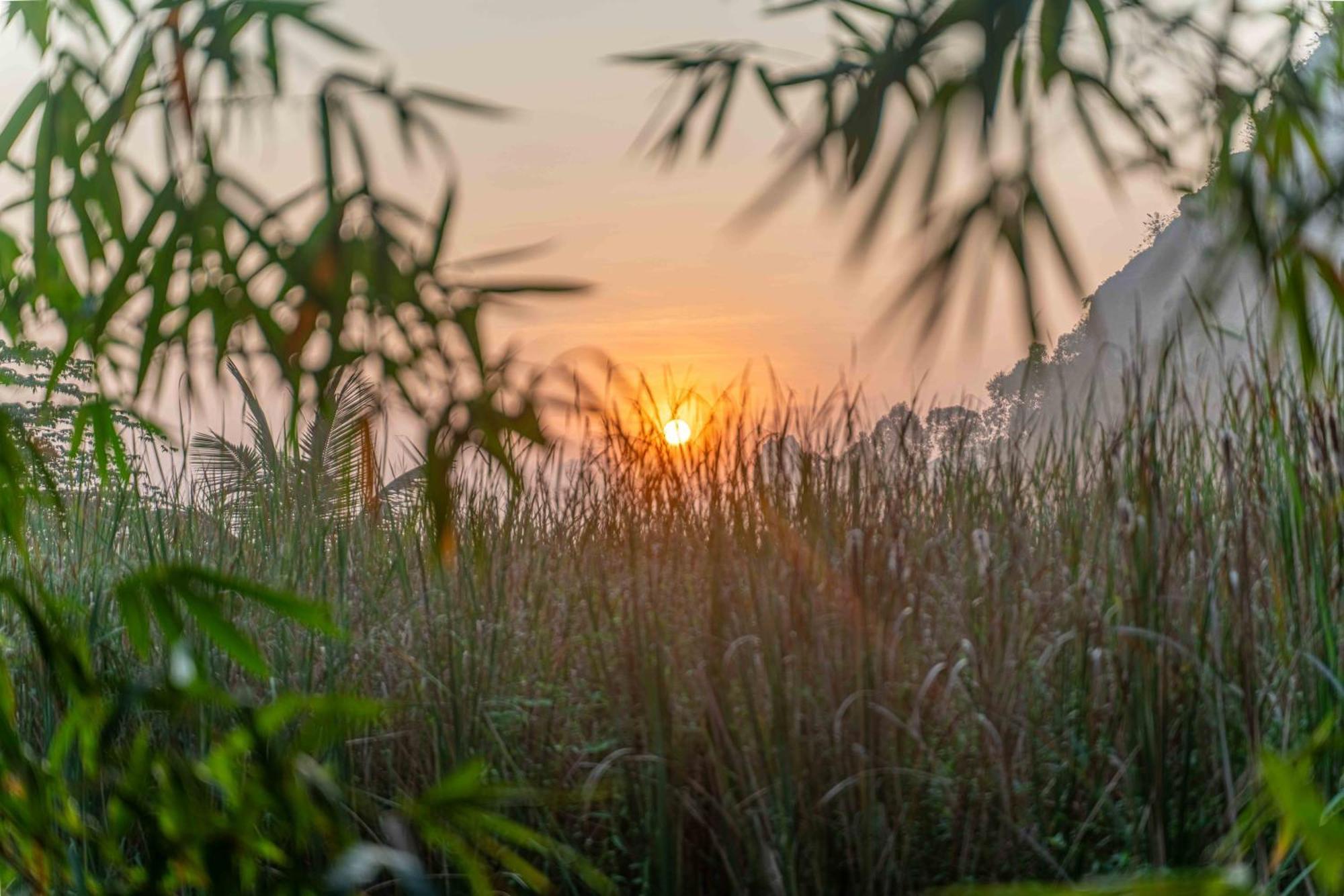 The Goat Boutique Resort นิญบิ่ญ ภายนอก รูปภาพ