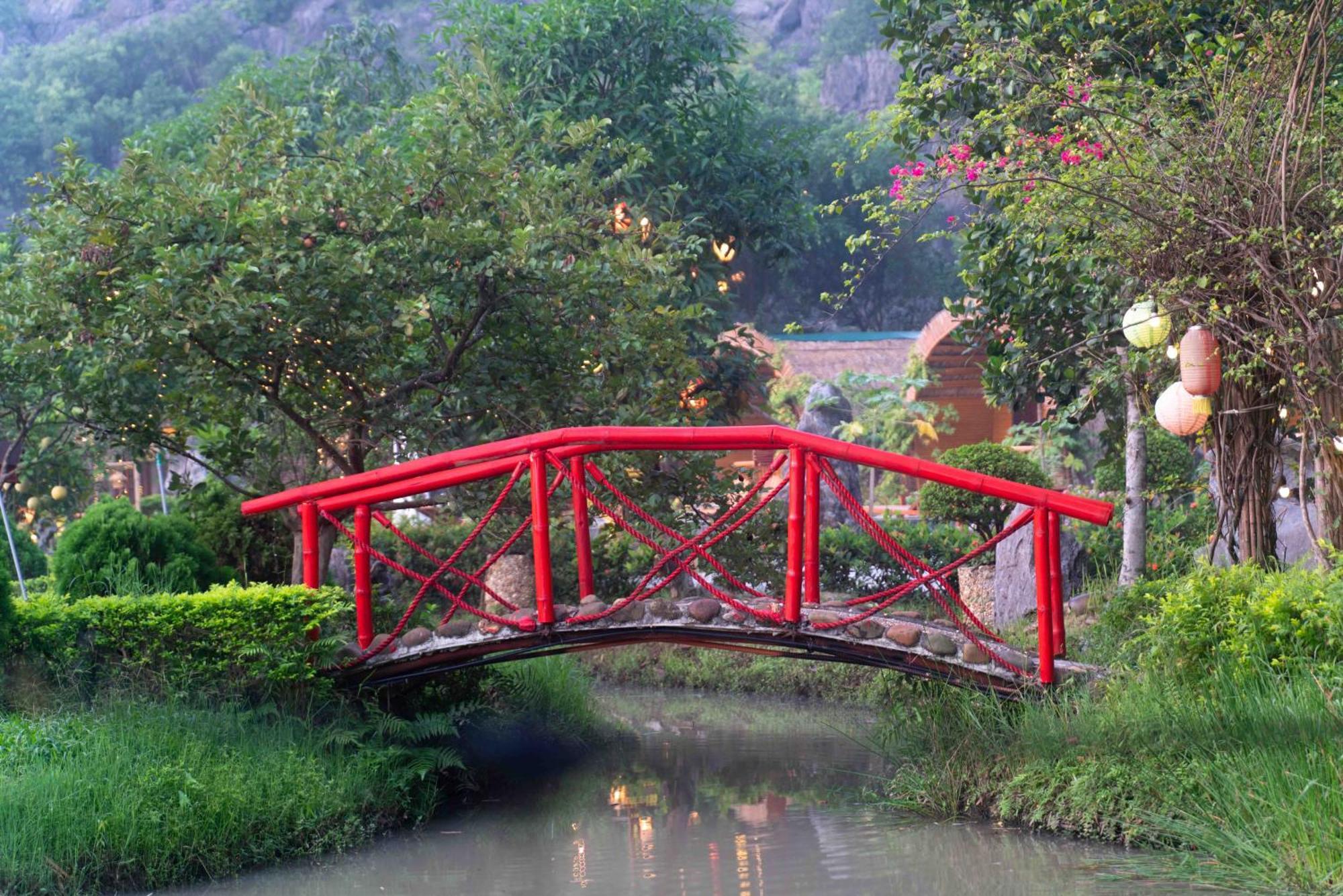 The Goat Boutique Resort นิญบิ่ญ ภายนอก รูปภาพ