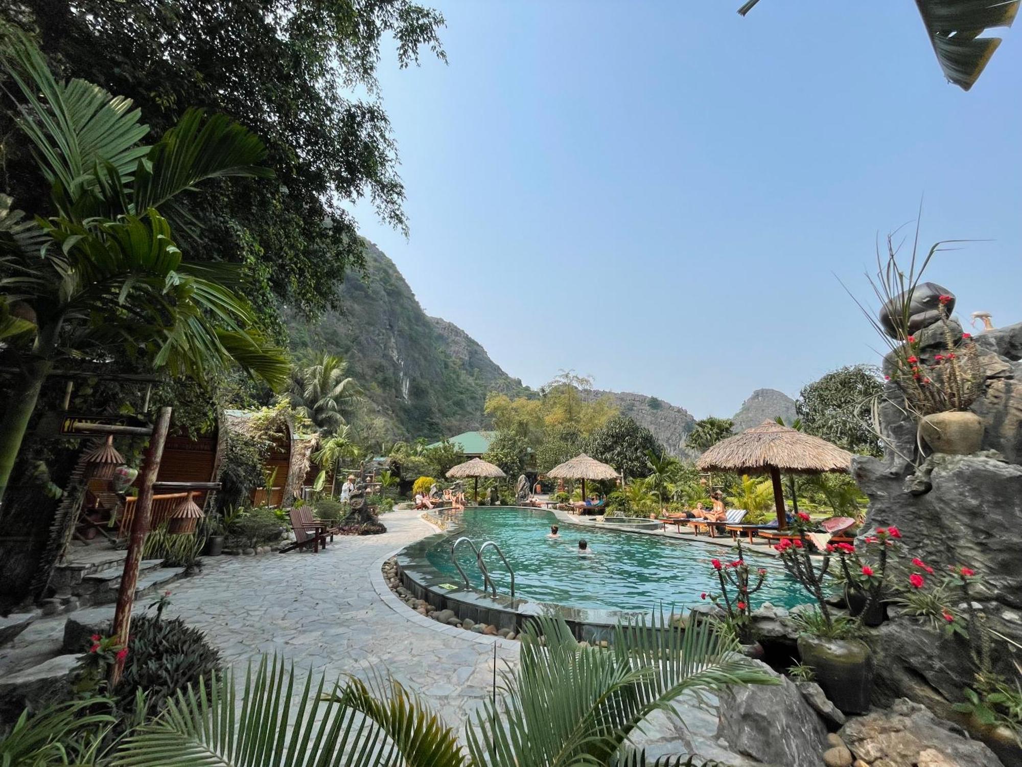 The Goat Boutique Resort นิญบิ่ญ ภายนอก รูปภาพ